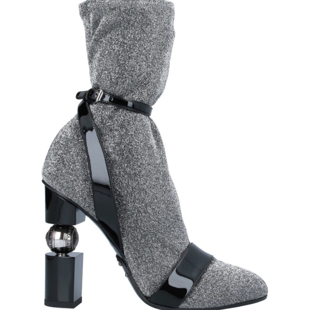 Sale! New Authentic Balmain boots